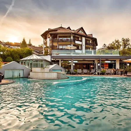Romantischer Winkel RoLigio&Wellness Resort-2